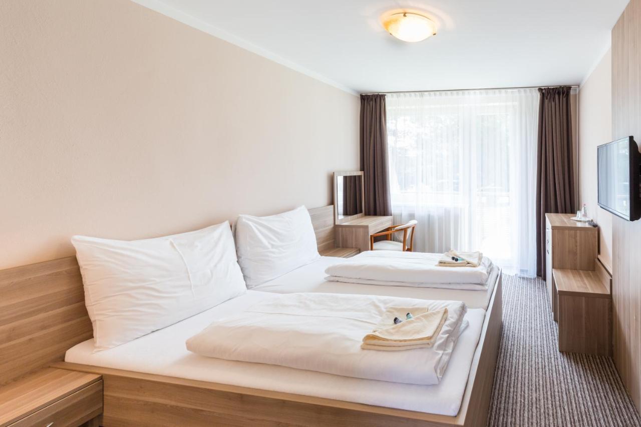 Bed&Breakfast Hotel Perla Nové Mesto nad Váhom Buitenkant foto